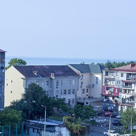 Batumi City Center Apartment Экстерьер фото