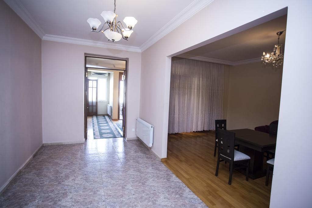 Batumi City Center Apartment Экстерьер фото