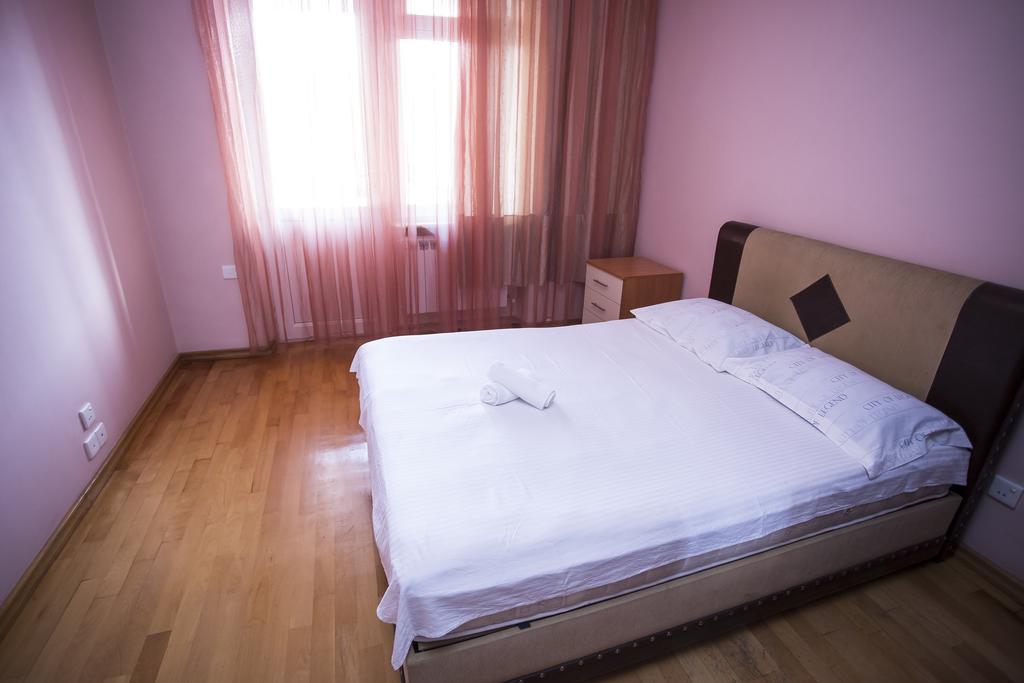 Batumi City Center Apartment Экстерьер фото