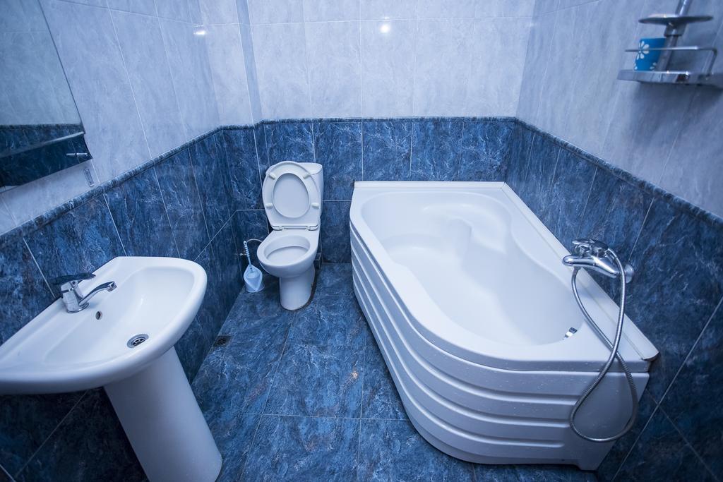 Batumi City Center Apartment Экстерьер фото