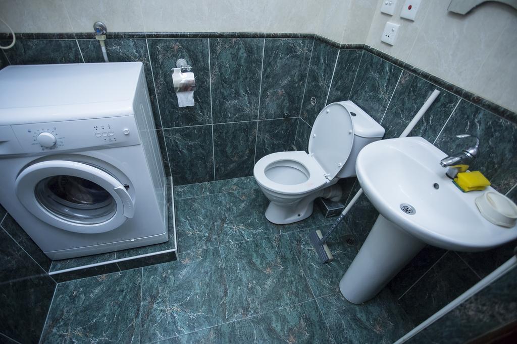 Batumi City Center Apartment Экстерьер фото